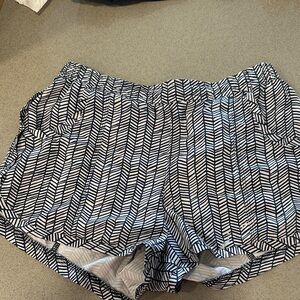 Athleta Black and White Chevron Athletic Shorts